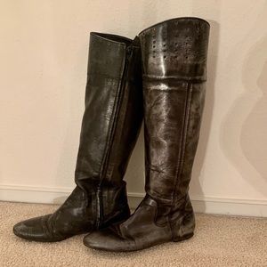 Grey/silver leather boots